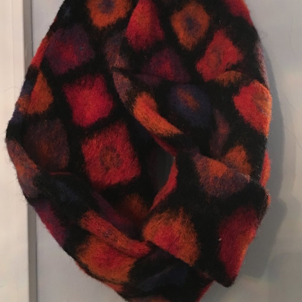 MULTI-COLORED WOOL INFINITY SCARF